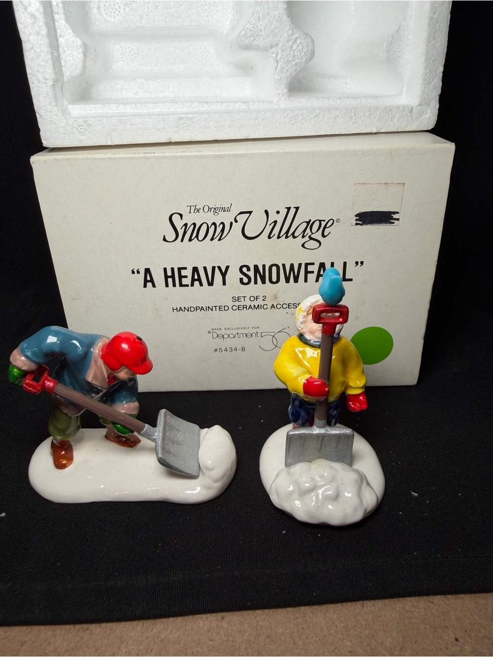 Dept 56 Snow Village A Heavy Snowfall #5434-8 Set of 2 Accessory